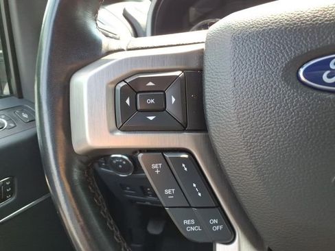 Used 2022 Ford F250 Platinum AWD/4WD image 21