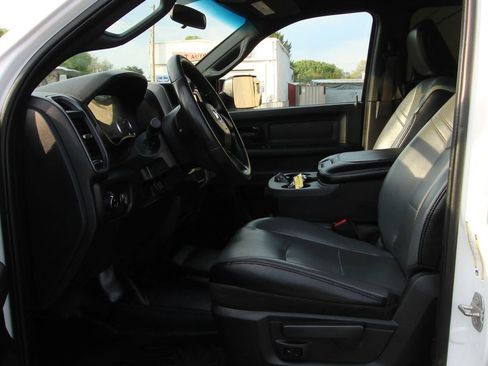 Used 2022 RAM 2500 Tradesman AWD/4WD image 8