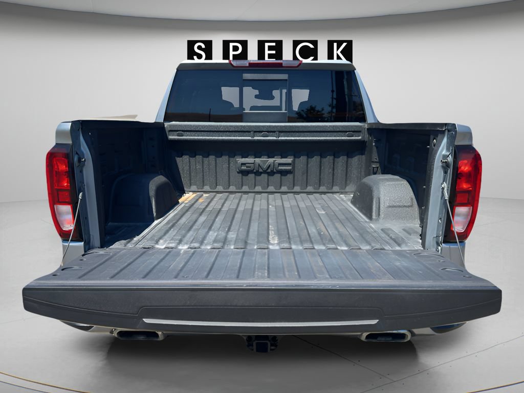 Used 2024 GMC Sierra 1500 Elevation w/ Preferred Package AWD/4WD image 9