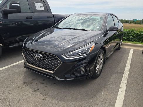 Used 2018 Hyundai Sonata Sport w/ Cargo Package FWD image 1