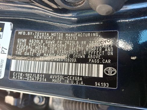 Used 2014 Toyota Camry XLE w/ Leather Package image 26