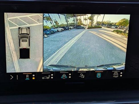 Used 2023 GMC Sierra 1500 Denali Ultimate image 11