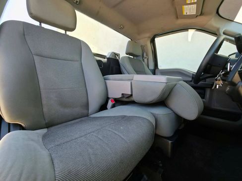 Used 2017 Ford F150 XL w/ Equipment Group 101A Mid AWD/4WD image 11