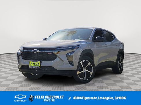 New 2026 Chevrolet Trax RS w/ Sunroof Package image 1