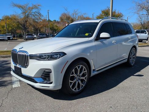 Used 2020 BMW X7 xDrive40i w/ Cold Weather Package image 2