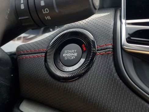 New 2026 Jeep Compass Trailhawk image 35