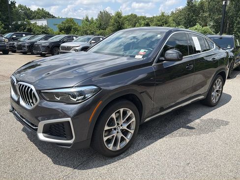 Used 2023 BMW X6 xDrive40i w/ Climate Comfort Package AWD/4WD image 3