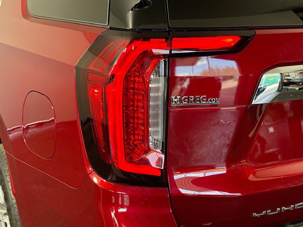 Used 2023 GMC Yukon SLE RWD image 35