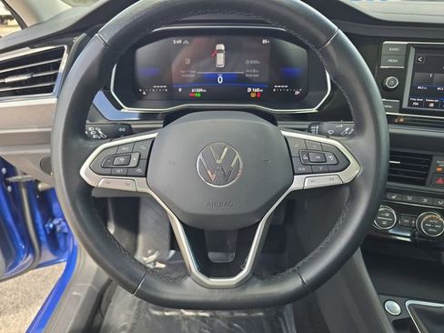 Used 2024 Volkswagen Jetta SE FWD image 25