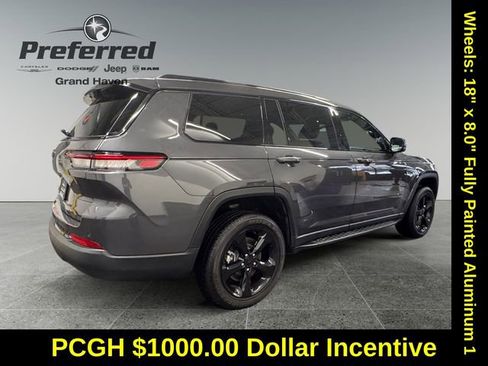 Used 2024 Jeep Grand Cherokee L Altitude image 17