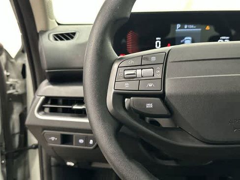 Used 2025 Kia K4 FWD image 17