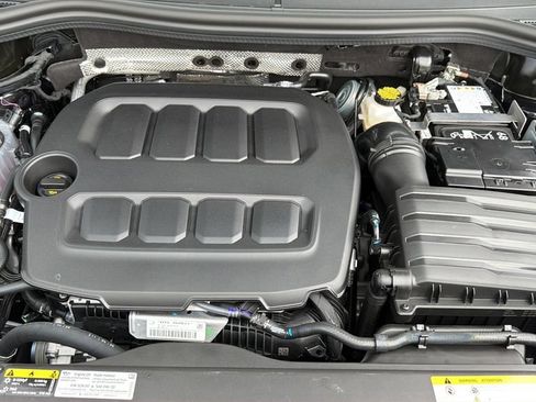 New 2026 Volkswagen Tiguan SE FWD image 30