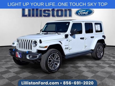 Used 2023 Jeep Wrangler Unlimited Sahara w/ Cold Weather Group AWD/4WD image 1