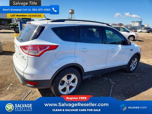Used 2015 Ford Escape SE w/ Equipment Group 201A FWD image 4