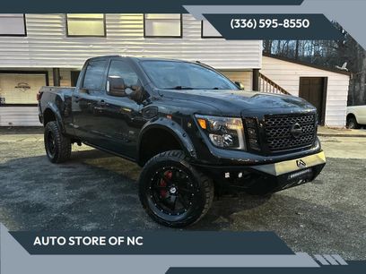Used 2019 Nissan Titan SV w/ SV Convenience Package