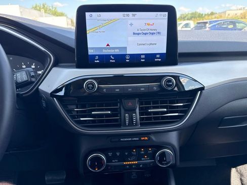 Used 2022 Ford Escape SEL w/ Equipment Group 302A AWD/4WD image 20