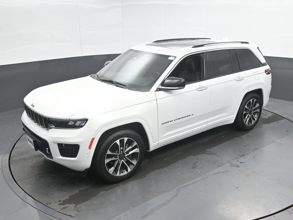Used 2022 Jeep Grand Cherokee Overland AWD/4WD image 36