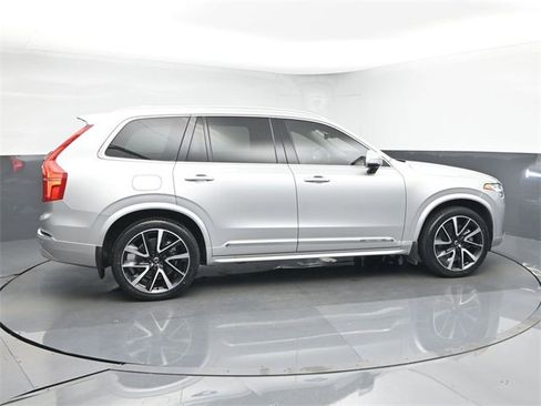 Used 2022 Volvo XC90 T8 Inscription Expression w/ Advanced Package image 8