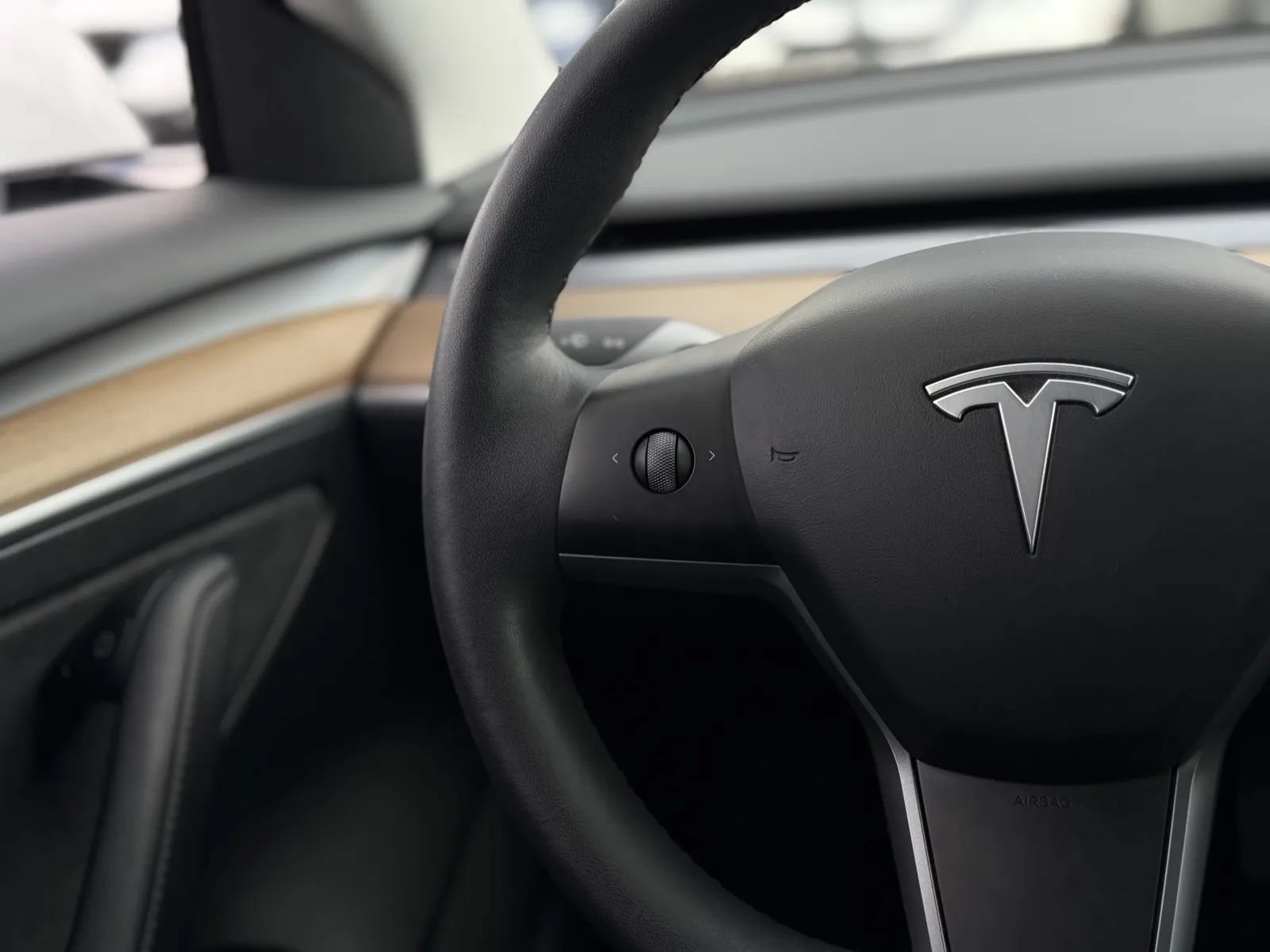 Used 2023 Tesla Model 3 Standard Range RWD image 22