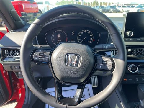 Used 2025 Honda Civic Sport image 19