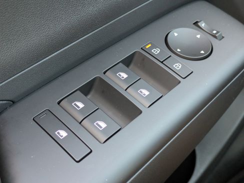 New 2026 Hyundai Kona SE image 21