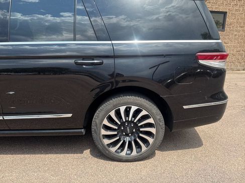Used 2023 Lincoln Navigator Black Label AWD/4WD image 36