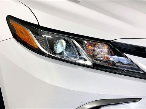 Used 2023 Toyota Camry LE FWD image 27