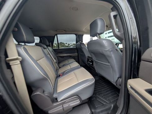 Used 2019 Ford Expedition Max XLT image 13