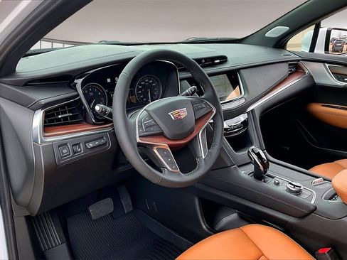 New 2026 Cadillac XT5 Premium Luxury image 6