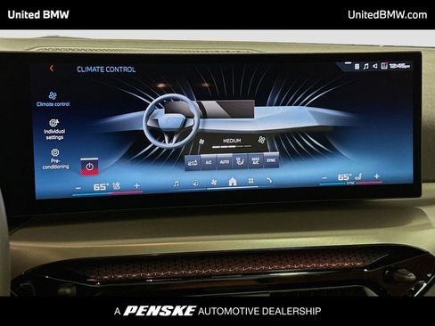 Used 2025 BMW M240i Coupe image 11