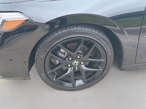 Used 2025 Honda Civic Sport image 27