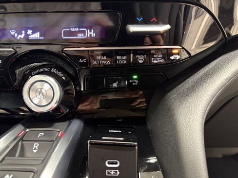 Used 2022 Acura MDX SH-AWD image 28