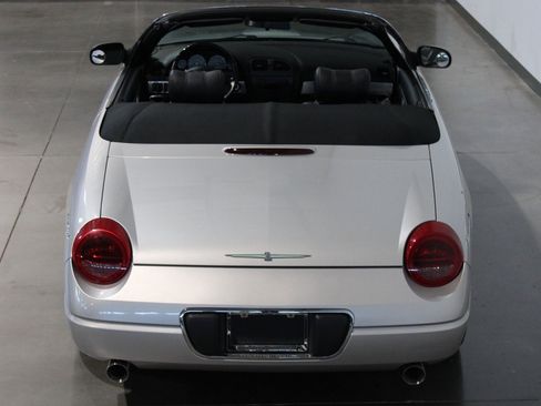 Used 2004 Ford Thunderbird RWD image 9