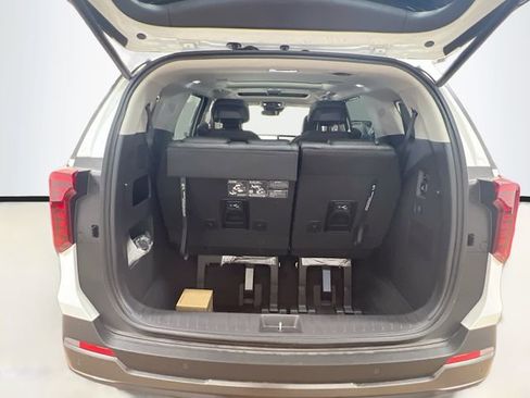 New 2026 Kia Carnival SX Prestige FWD image 28