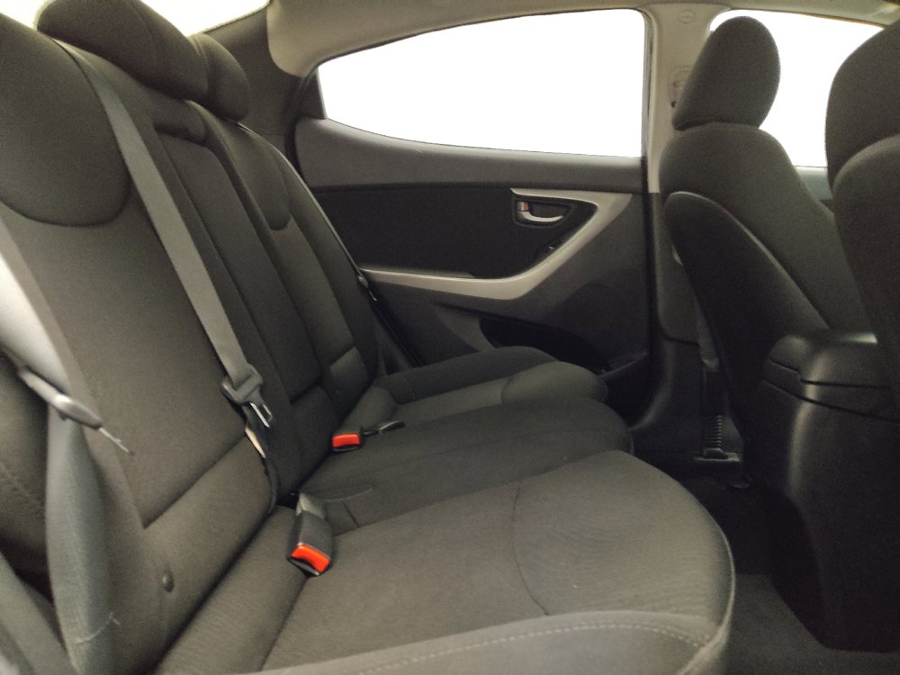 Used 2016 Hyundai Elantra Value Edition FWD image 19