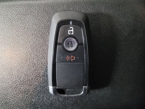 Used 2018 Ford EcoSport Titanium image 32