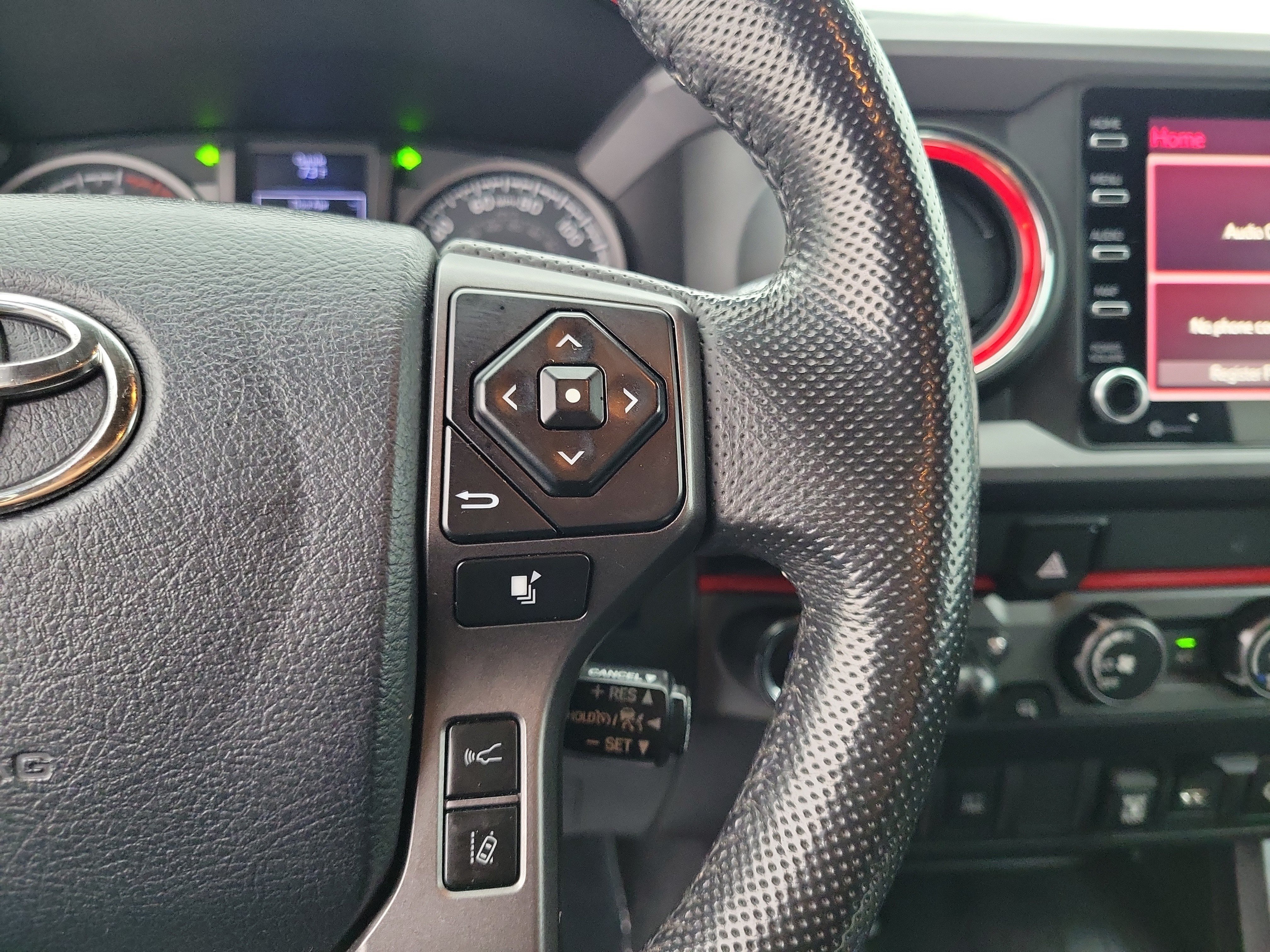 Used 2020 Toyota Tacoma TRD Sport RWD image 23