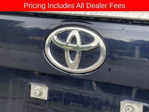 Used 2025 Toyota RAV4 XSE w/ Premium Package AWD/4WD image 7