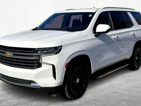 Used 2024 Chevrolet Tahoe LT image 3