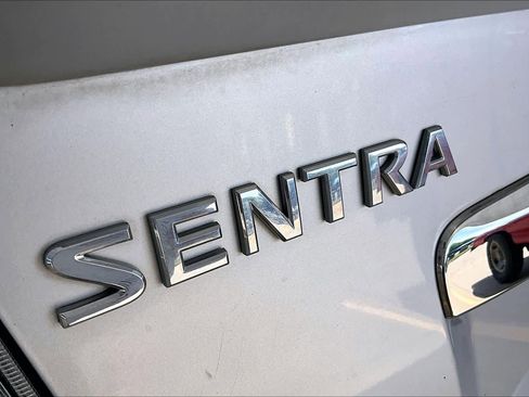 Used 2012 Nissan Sentra 2.0 S image 30