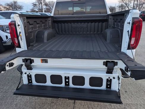 New 2026 GMC Sierra 1500 AT4 w/ AT4 Premium Package image 7