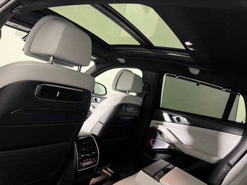 New 2026 BMW X6 M60i w/ Executive Package image 35
