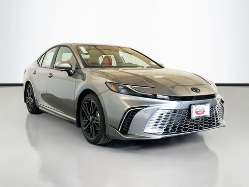 New 2026 Toyota Camry XSE FWD image 3