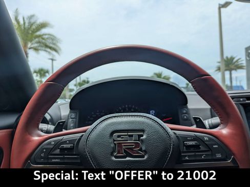 Used 2024 Nissan GT-R Premium w/ Premium Interior Package AWD/4WD image 22