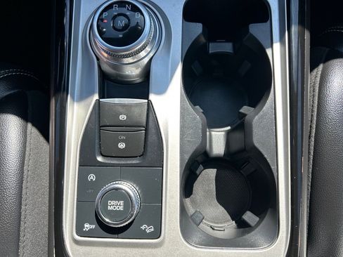 Used 2022 Ford Explorer ST image 35