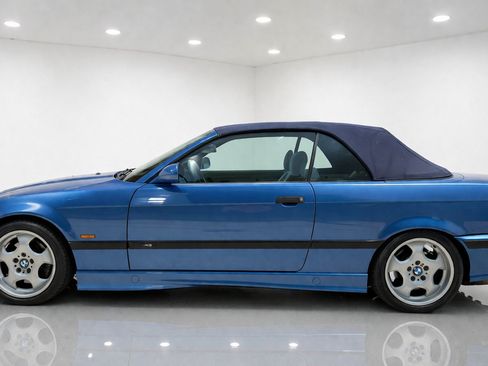 Used 1999 BMW M3 Convertible RWD image 2