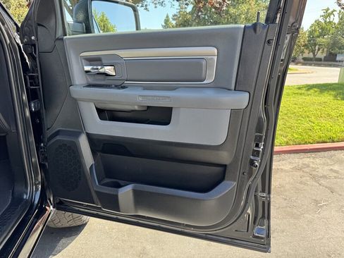 Used 2017 RAM 1500 Classic SLT image 20