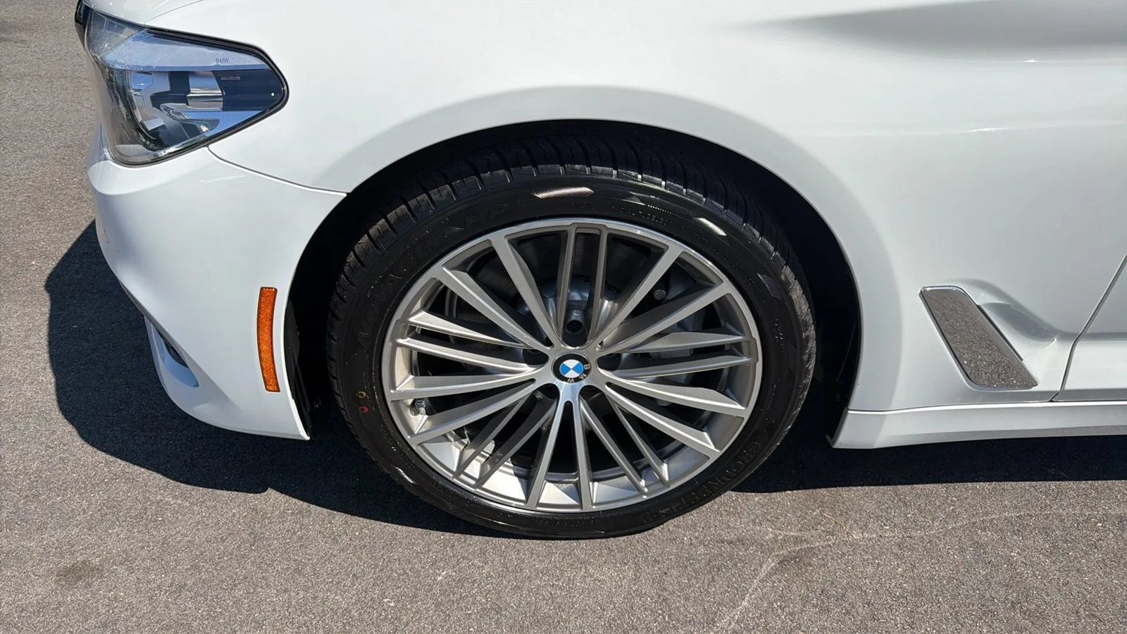 Used 2018 BMW 530i w/ Premium Package RWD image 35