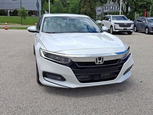 Used 2018 Honda Accord EX-L image 3