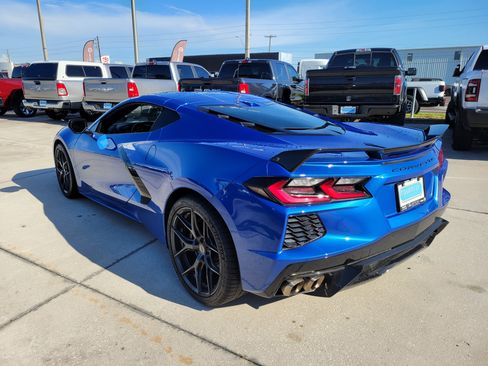Used 2023 Chevrolet Corvette Stingray Preferred Cpe w/ Z51 Performance Package RWD image 2
